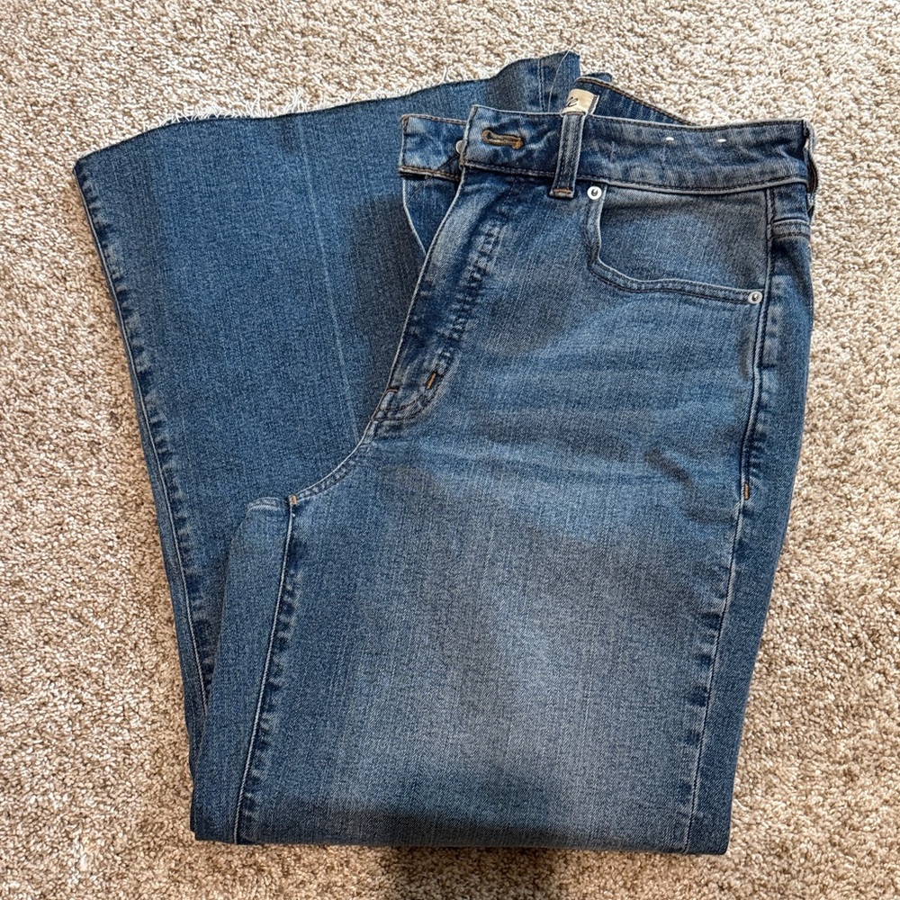 Madewell Curvy Flared Wide Leg Crop Jeans In Oneida - Picture 5 of 5